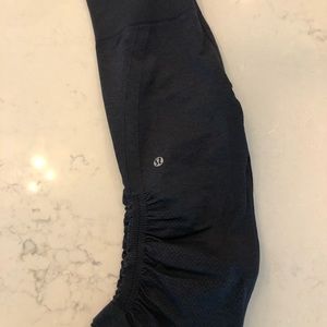 Lulu leggings size 6